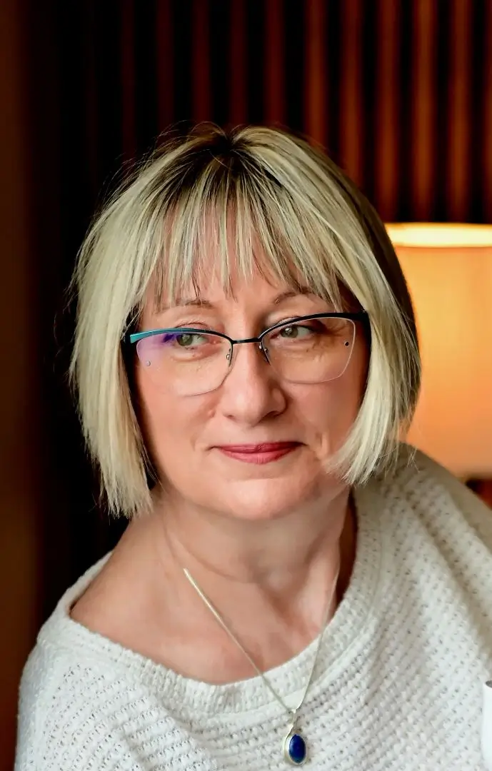 Rea Szelin portré